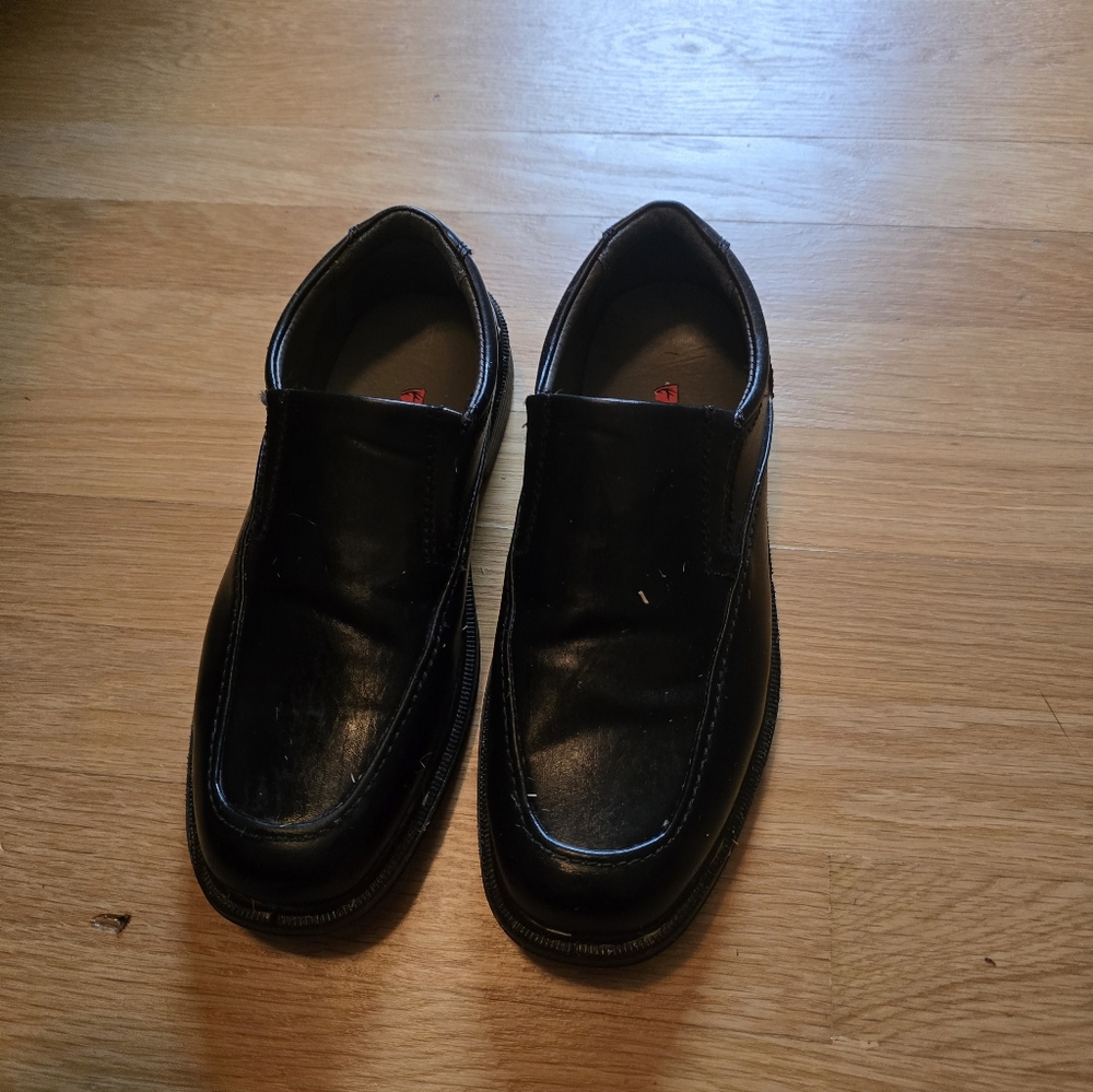 Deer Stag Boys Loafers Sz 5.5
